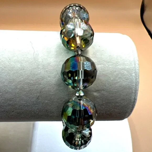 Vintage Aurora Borealis Crystal Beaded Bracelet. B51 - Picture 2 of 10